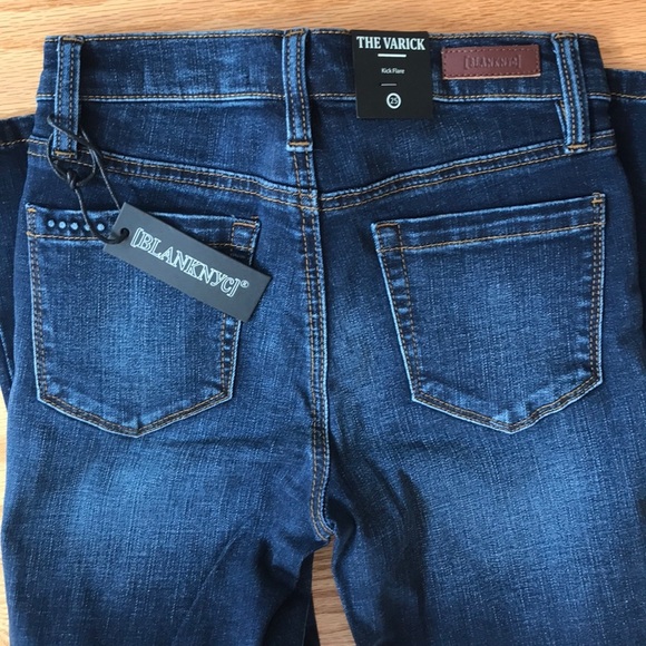 2. NWT Flare Cropped jeans by BLANK NYC Denim Size 25 - Picture 4 of 8